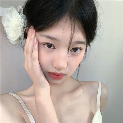 阿罗有枝彩色笔